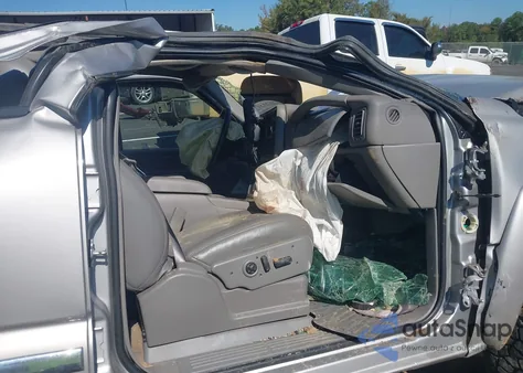 2005 GMC Sierra 1500 Slt z USA, uszkodzony, nr VIN 2GTEK13T051274712